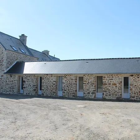 Les Ecuries * Saint-Maurice-en-Cotentin